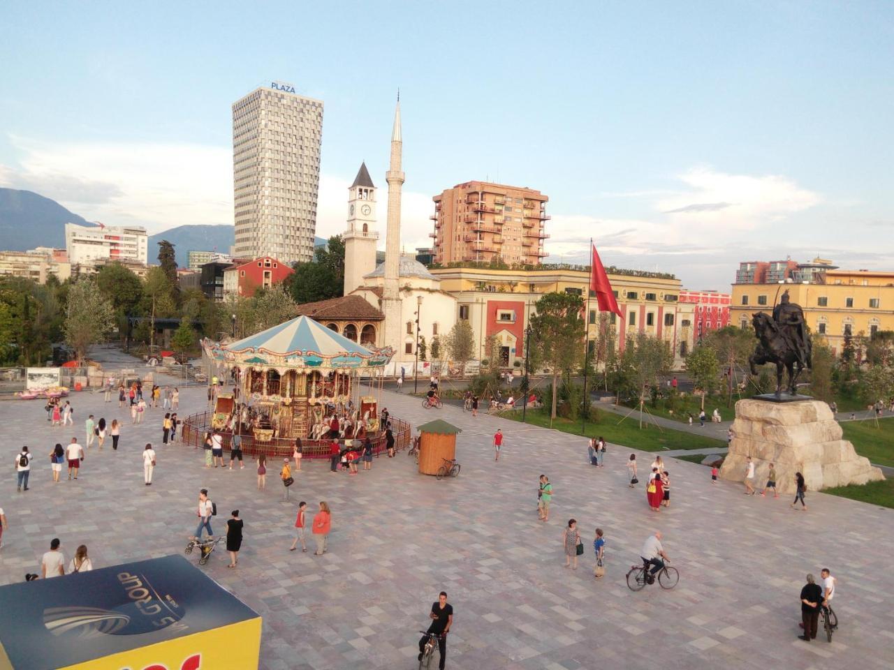Luxury Tirana Apartment エクステリア 写真